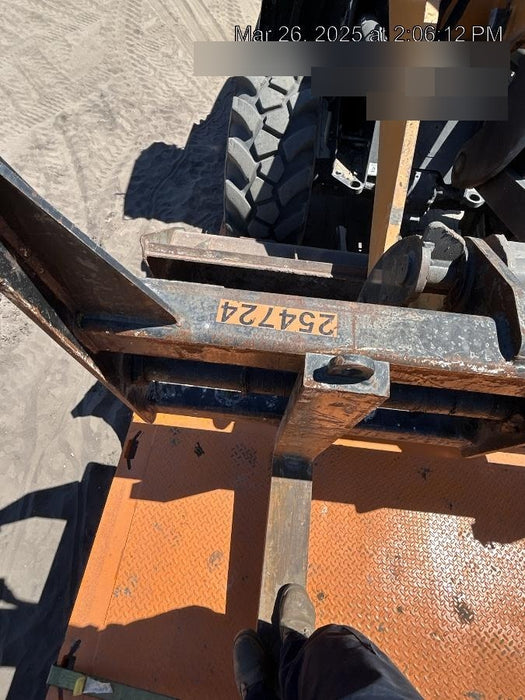 2022 PEMBERTON 72" Utility Forks