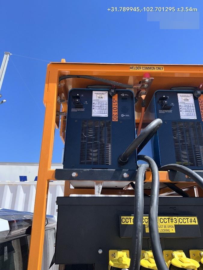 2025 LIND EQUIPMENT LE-4WR200APT-ES