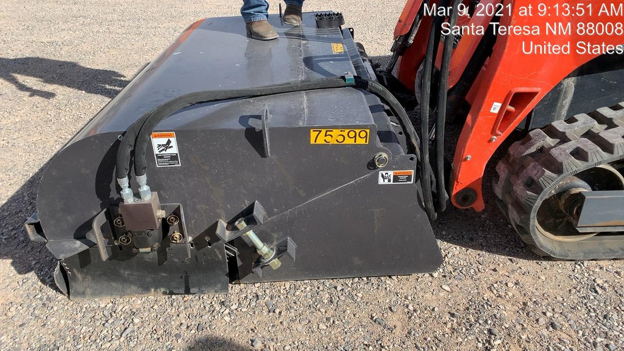 2020 PALADIN Sweepster SB72