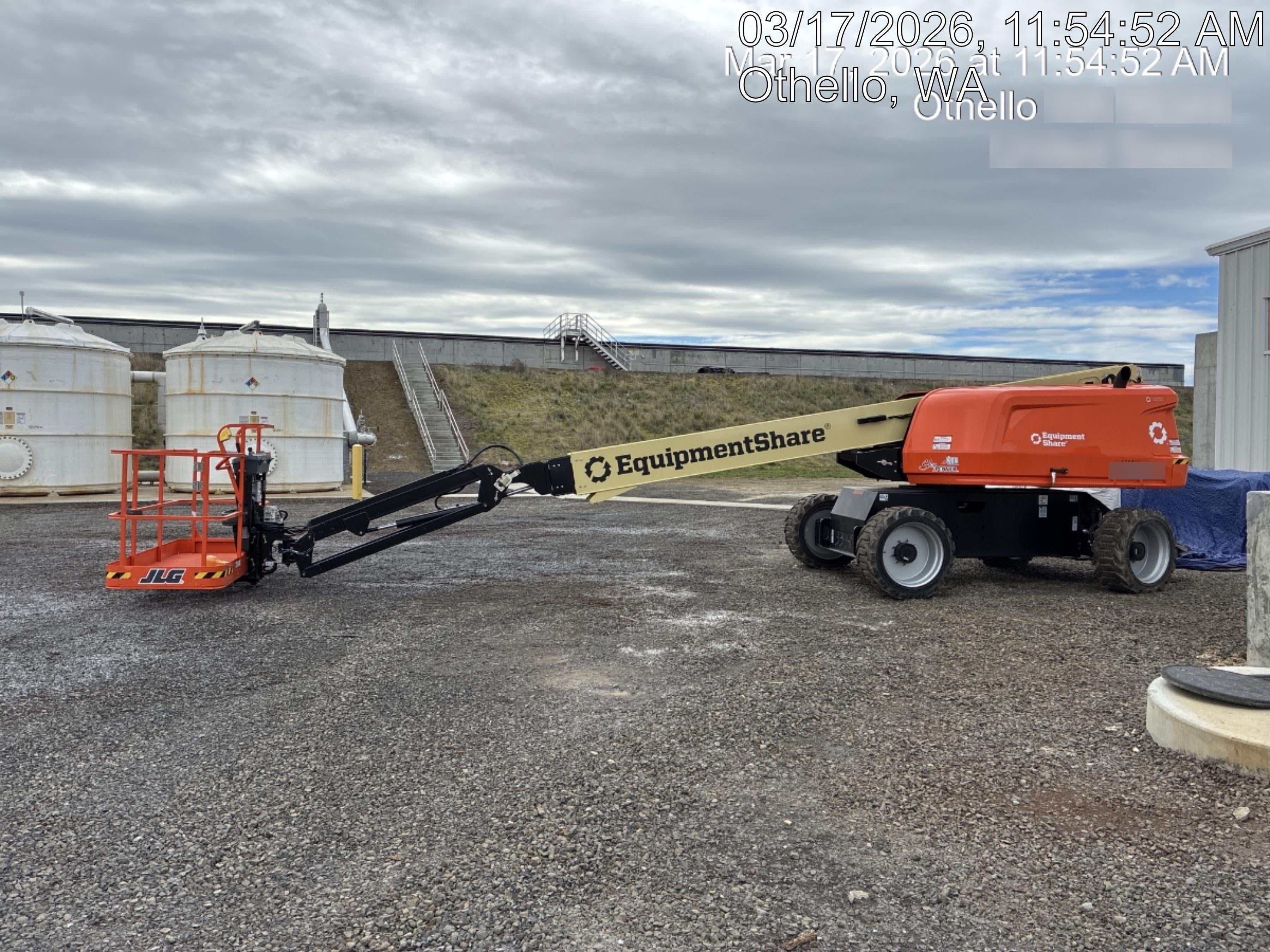 2025 JLG 660SJ