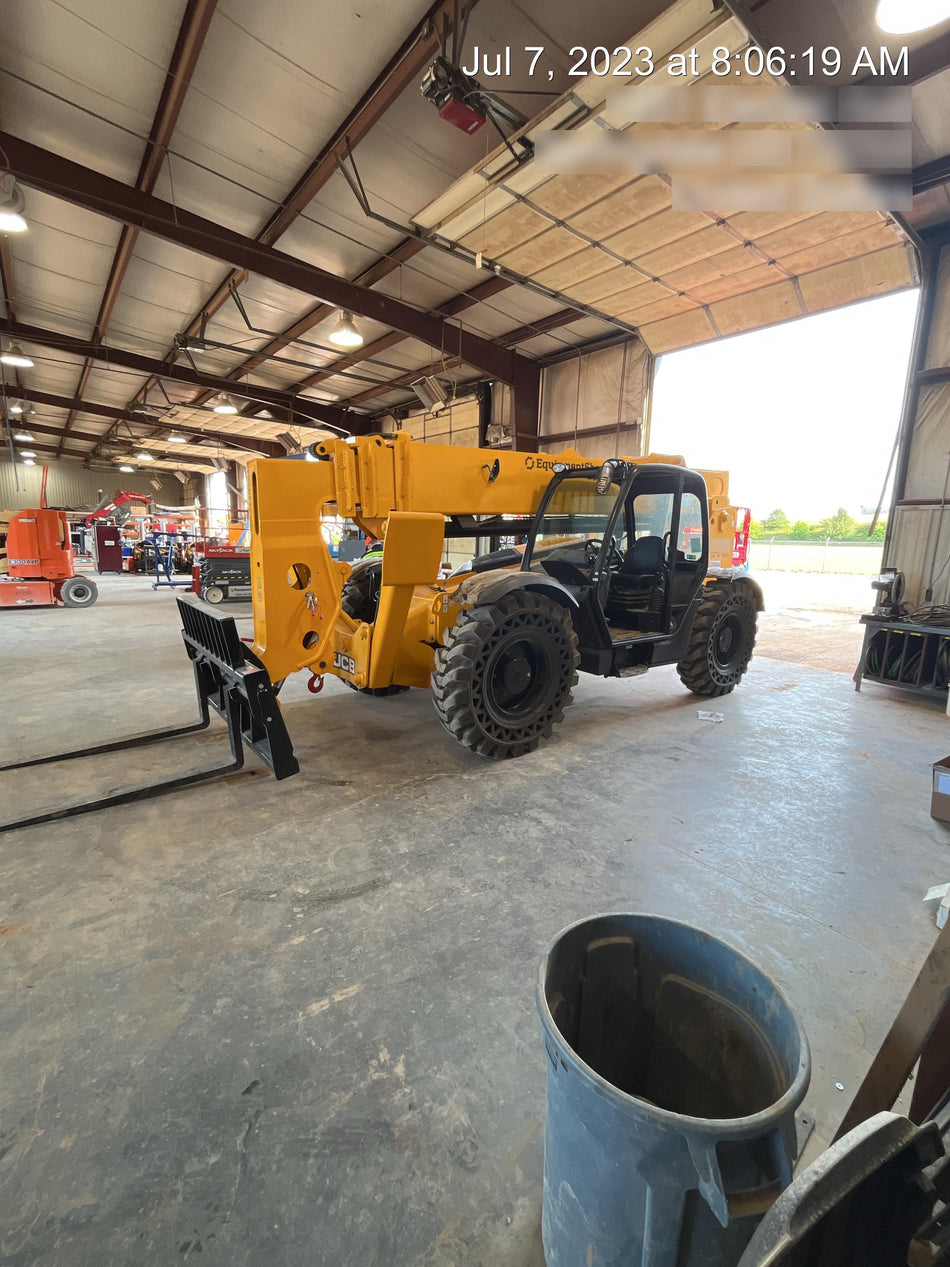 2023 JCB 510-56
