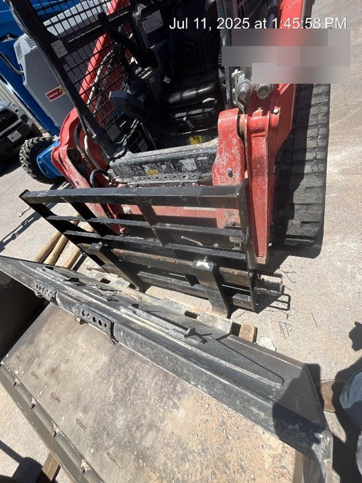 2022 ARROW MATERIAL HANDLING 48" Pallet Forks - Arrow