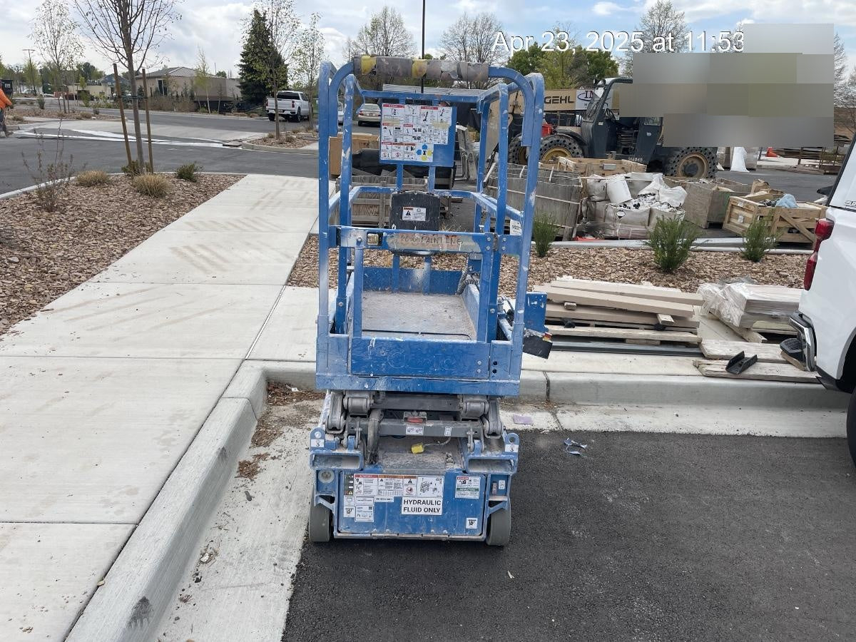 2023 GENIE GS-1432