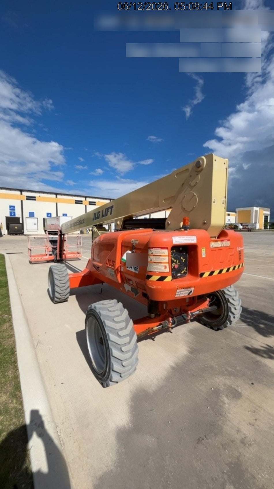 2022 JLG EC600SJ