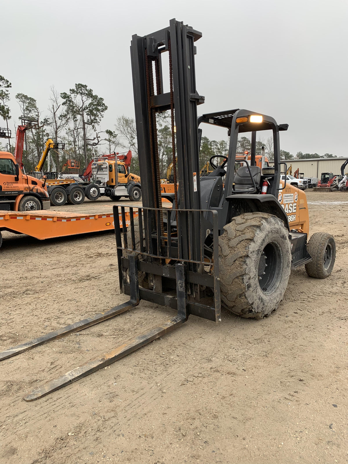 2021 CASE 586H