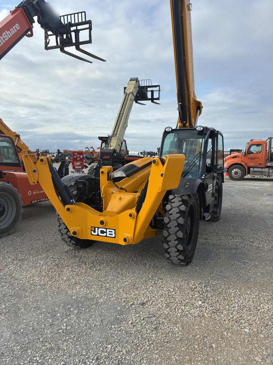 2026 JCB 512-56