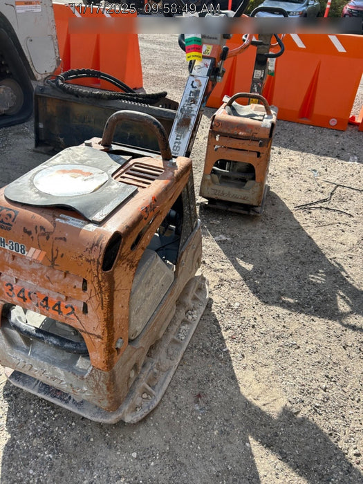 2023 Multiquip MV308GH Honda GX270, 18" Plate, Tachometer