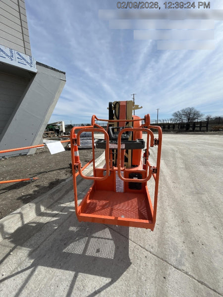 2022 JLG 26E