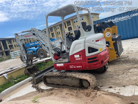 2025 TAKEUCHI TB235-2R