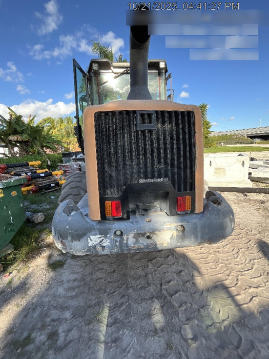 2018 Case 721G CLOSED CAB, JRB 416 STYLE HYD COUPLER