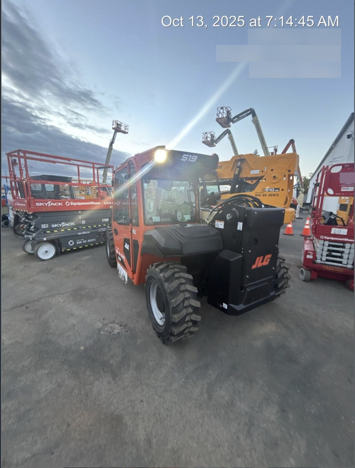 2025 JLG 519