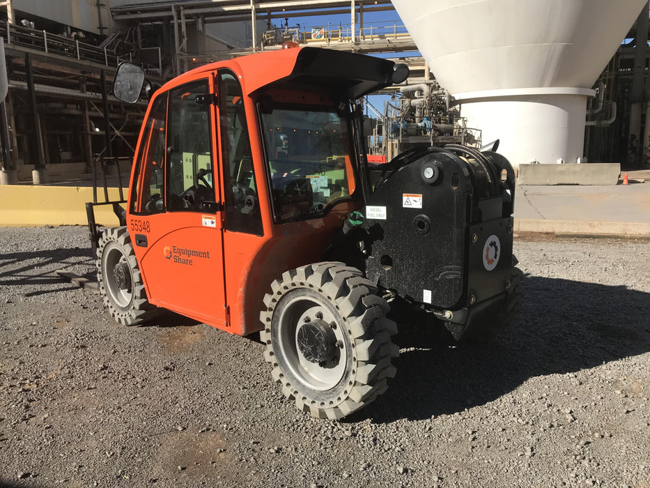 2020 JLG G5-18A Cab/Heat/Air, NM Solid Tires, Beacon w/48" Carriage, 48" Pallet Forks