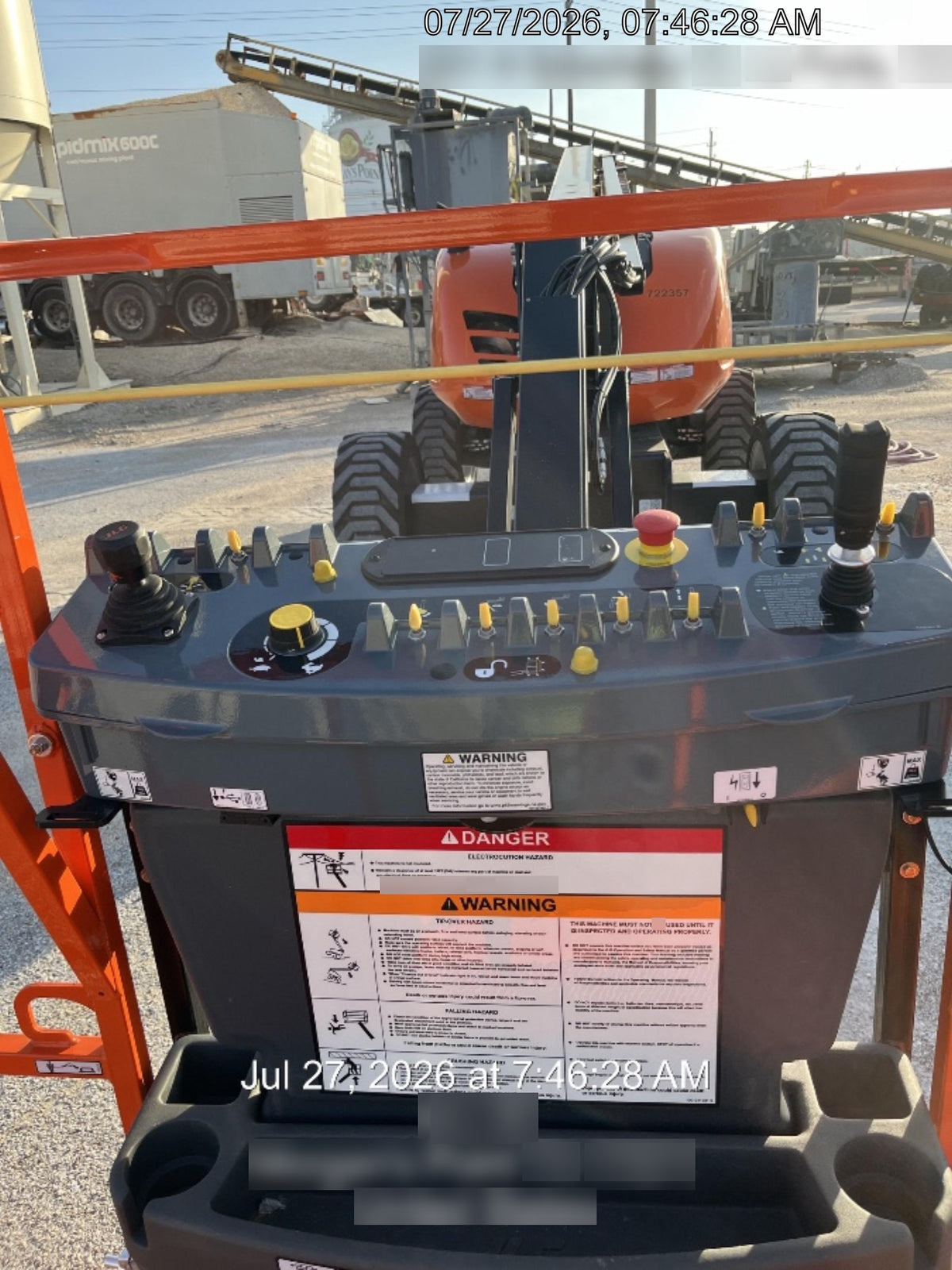 2026 JLG 600AJ