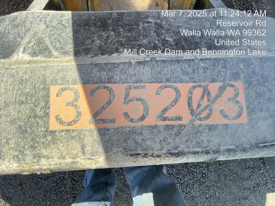 2023 JCB 96" Pin on Telehandler Bucket - JCB