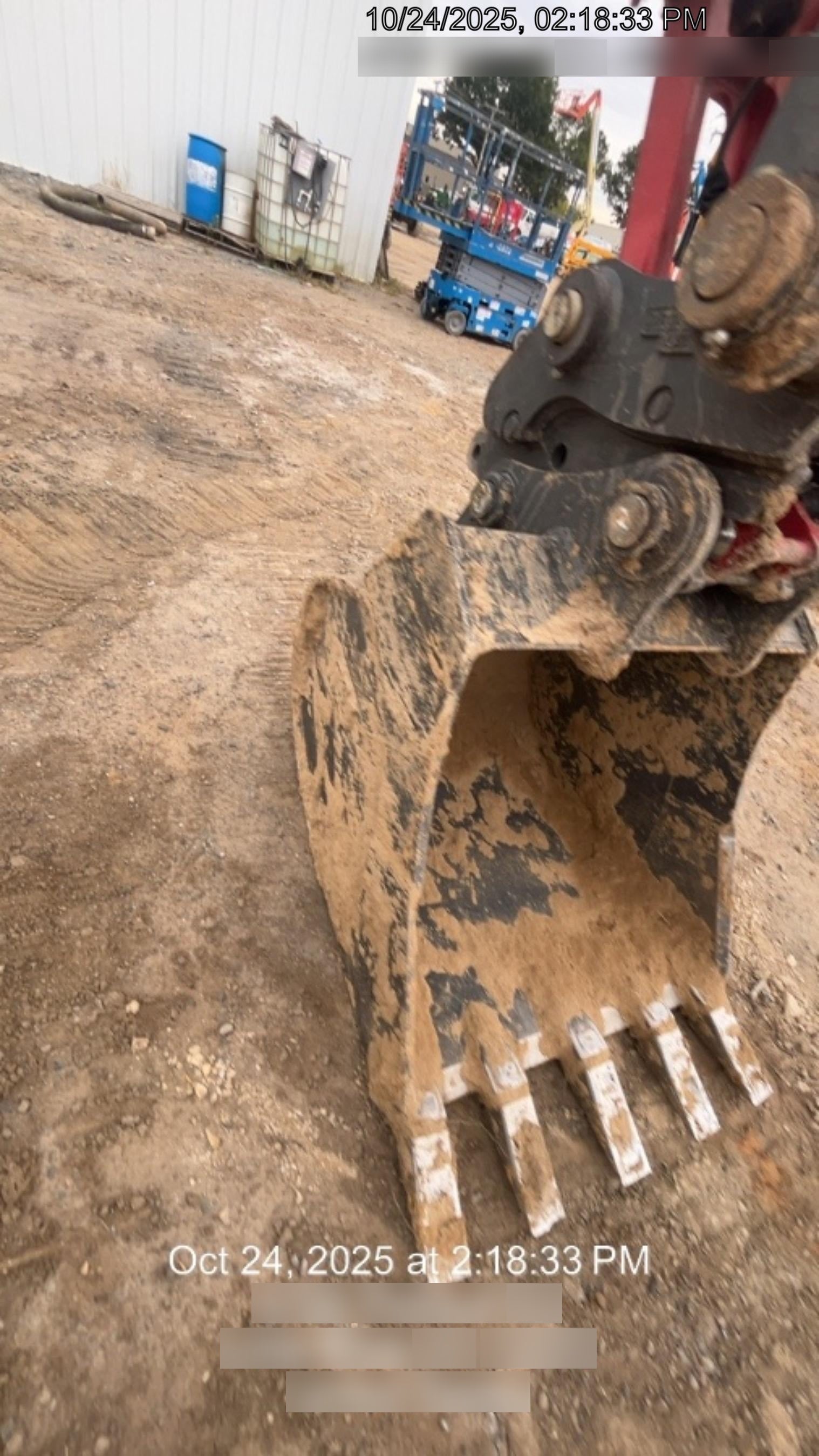 2025 LINK-BELT 42" Bucket - Link-Belt