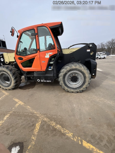 2023 JLG 1732