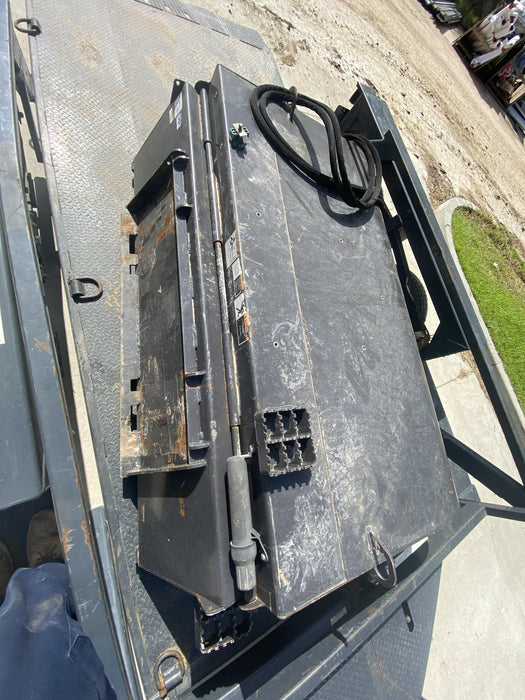 2021 PALADIN Sweepster SB72