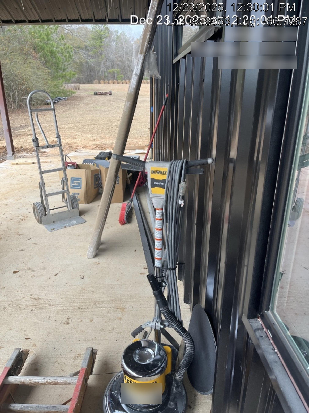2024 DEWALT 216-RS