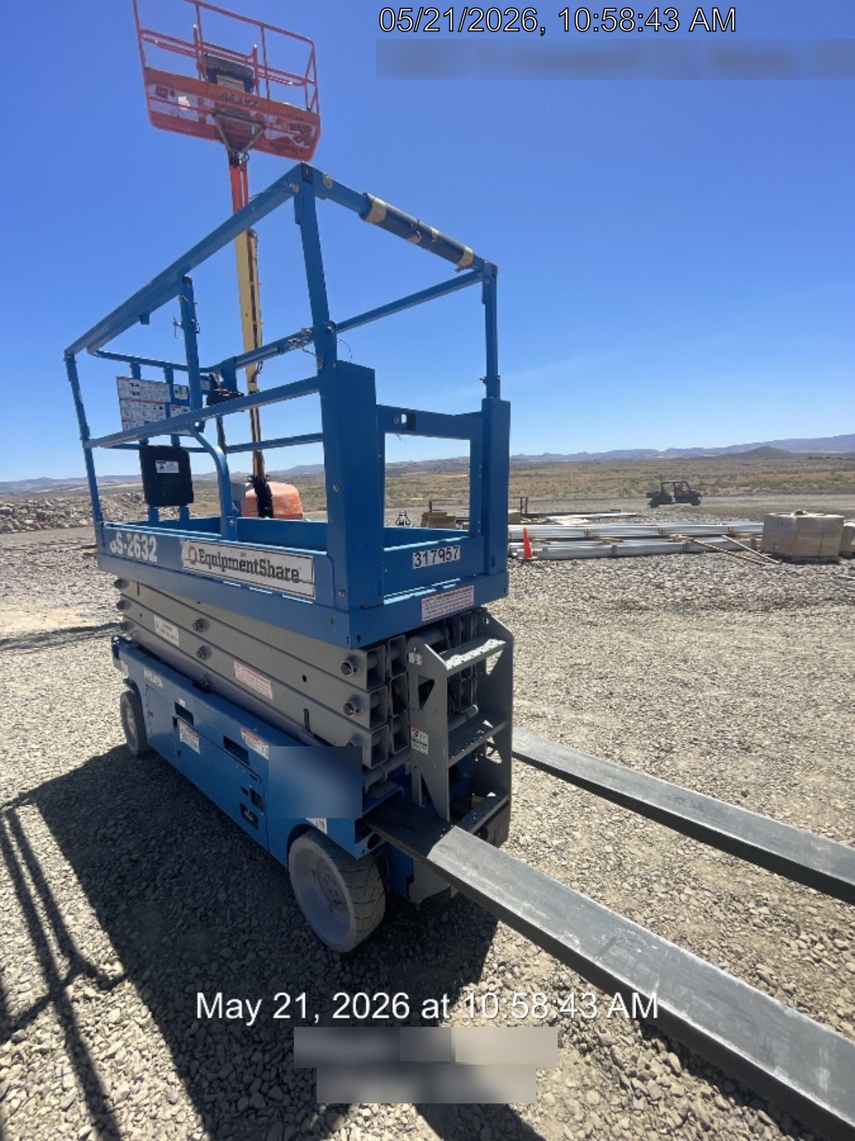 2023 GENIE GS-2632