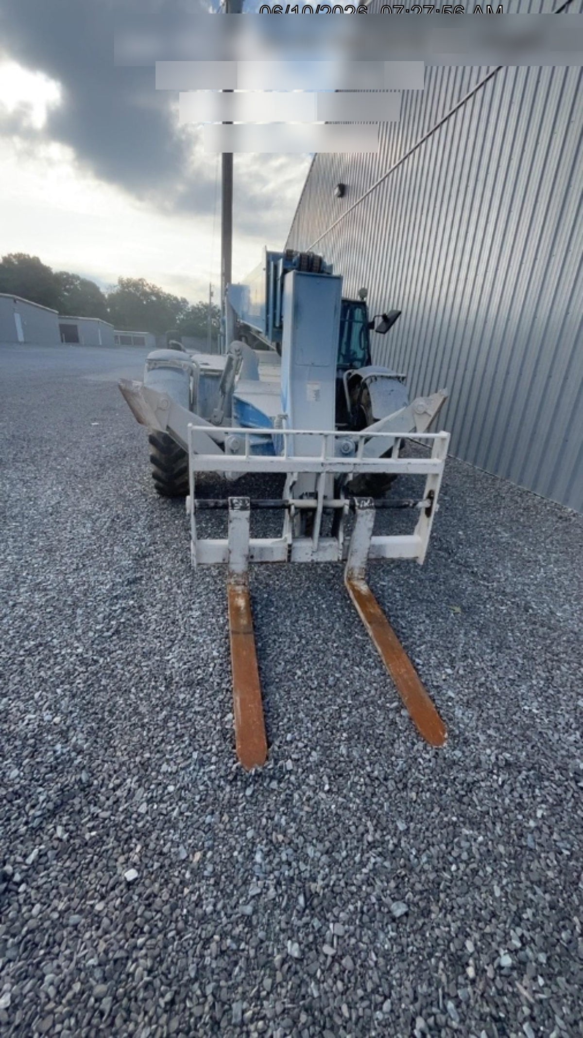 2019 Genie GTH-1056 Cab/Heat/AC, Solid RT Tires, LED Work Lights, Beacon 60" QA Carriage, 60" Forks