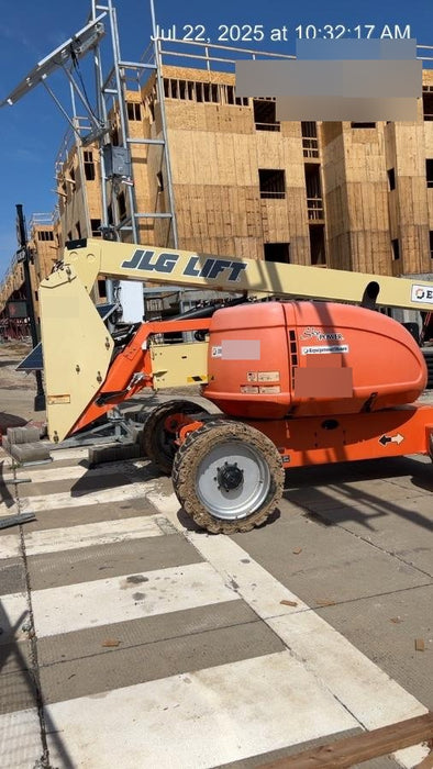 2018 JLG 600AJ