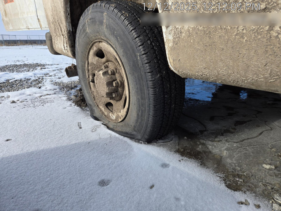 2023 CHEVROLET Express Van - Rental