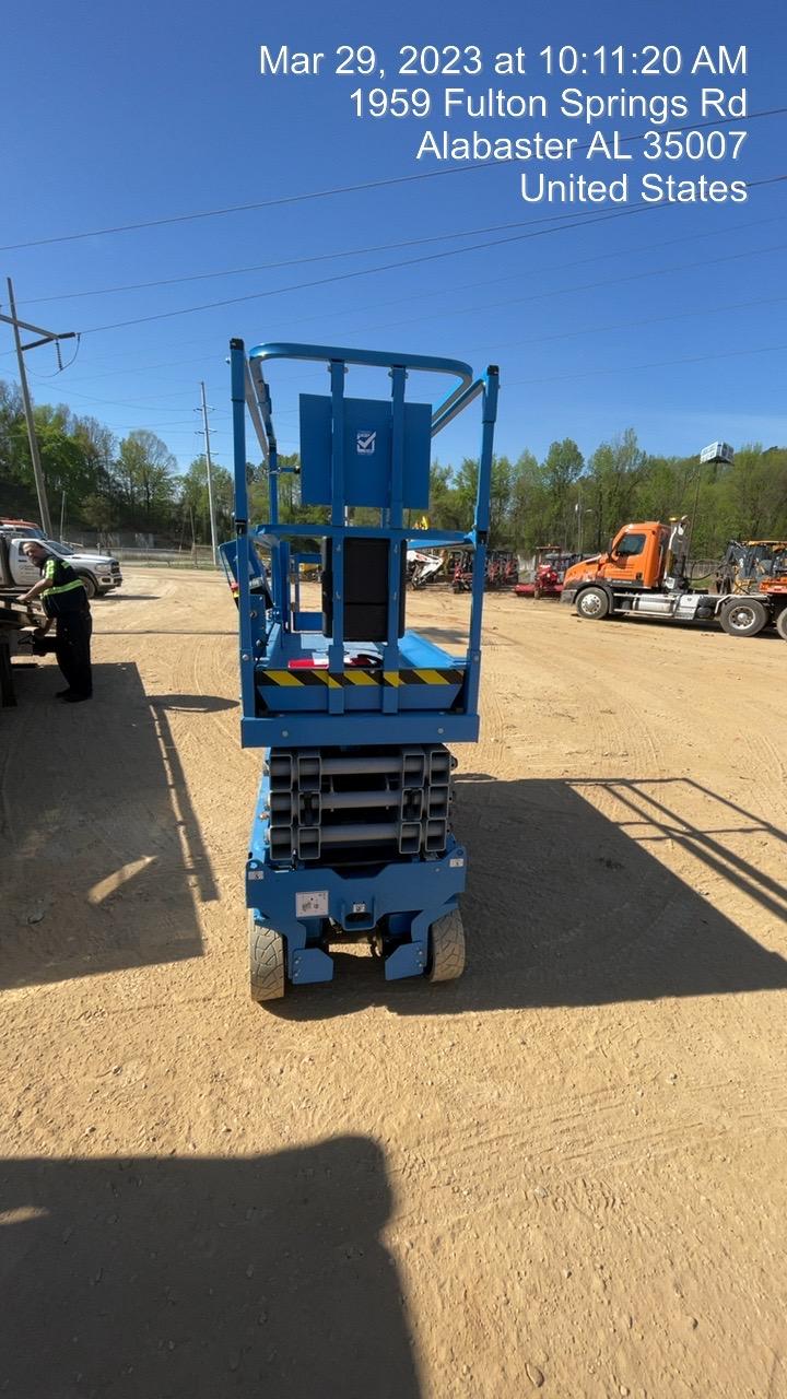 2023 GENIE GS-2632