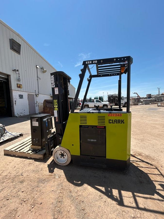 2022 CLARK ESX20