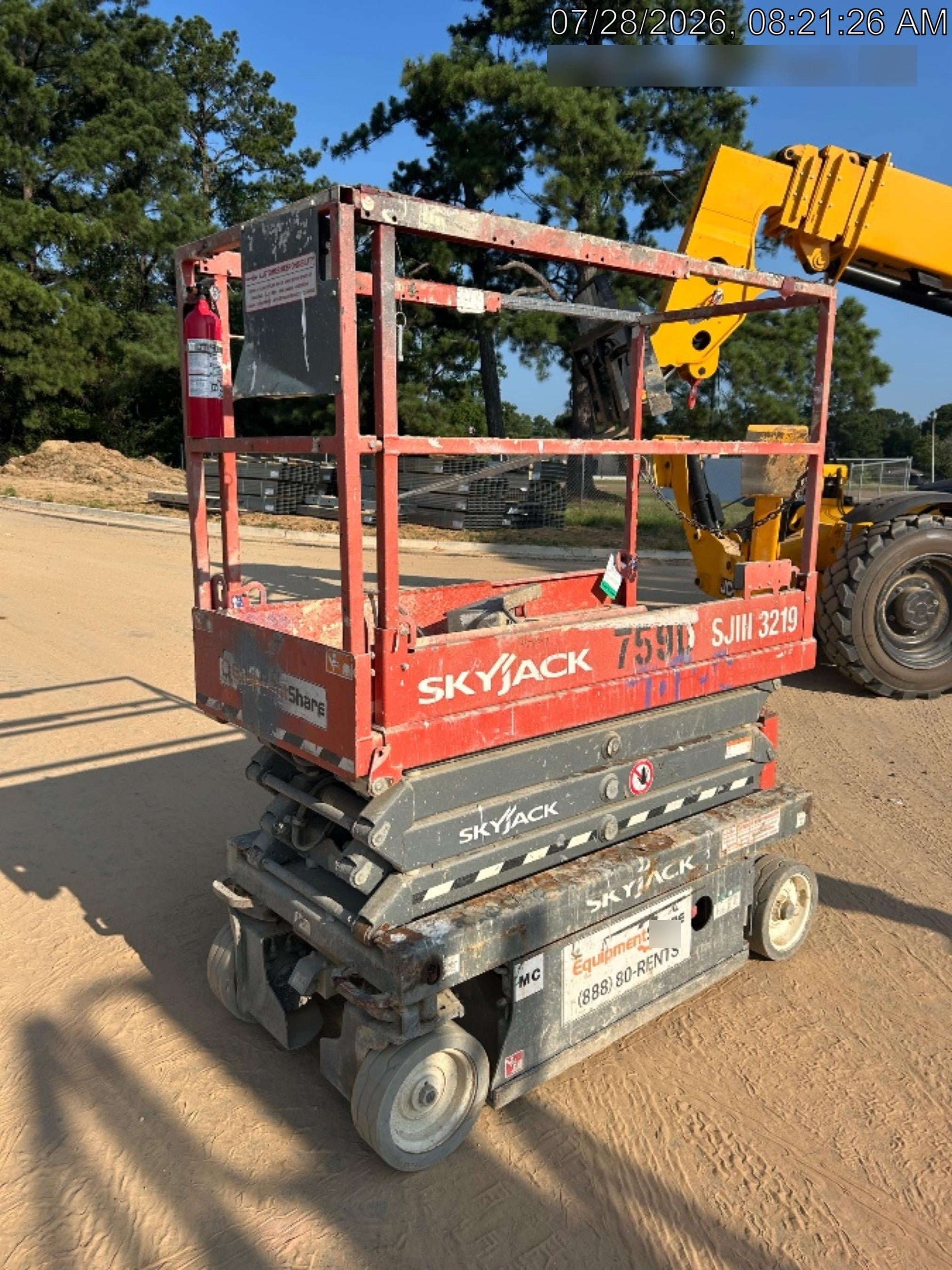 2018 Skyjack SJIII-3219 Skyjack SJIII3219 Scissor Lift w/Trojan Batteries