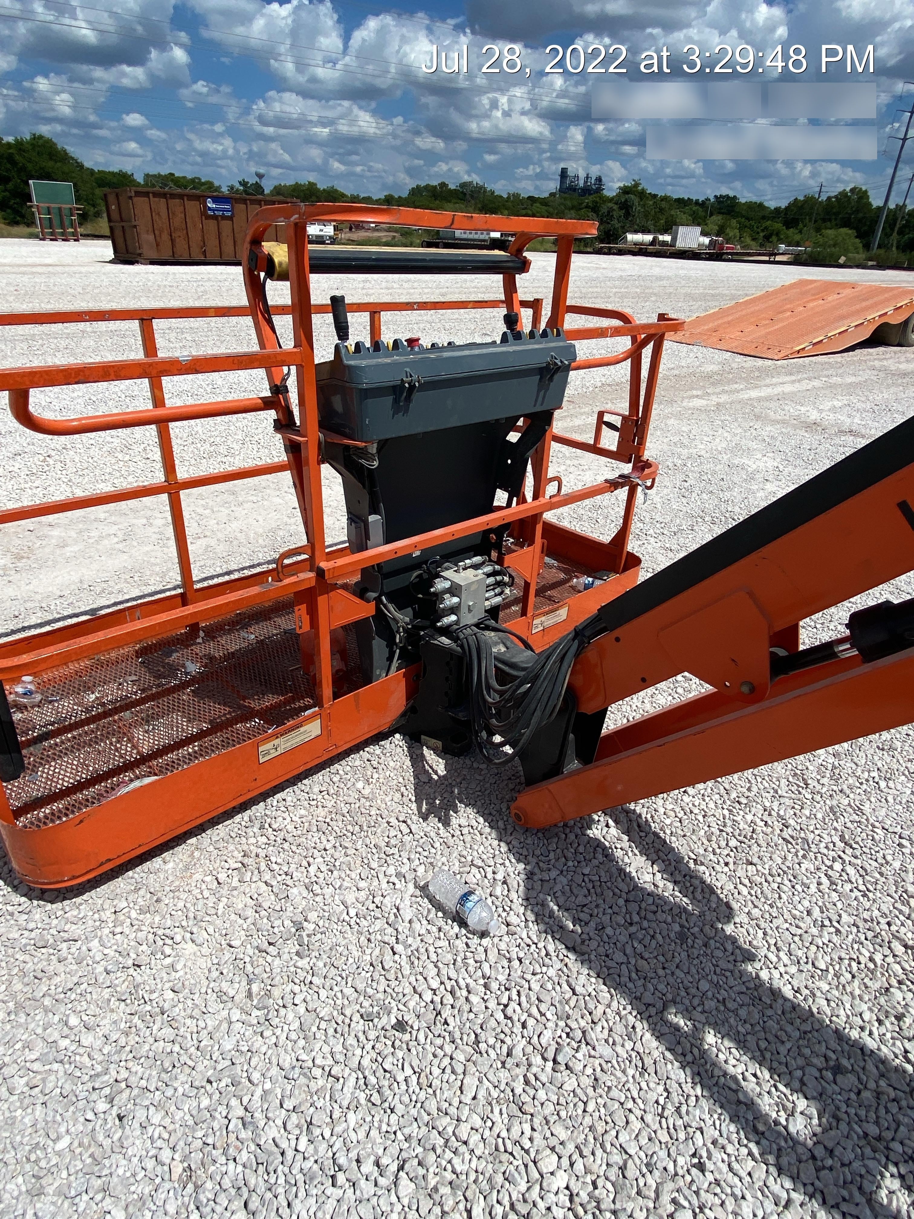 2019 JLG 600AJ