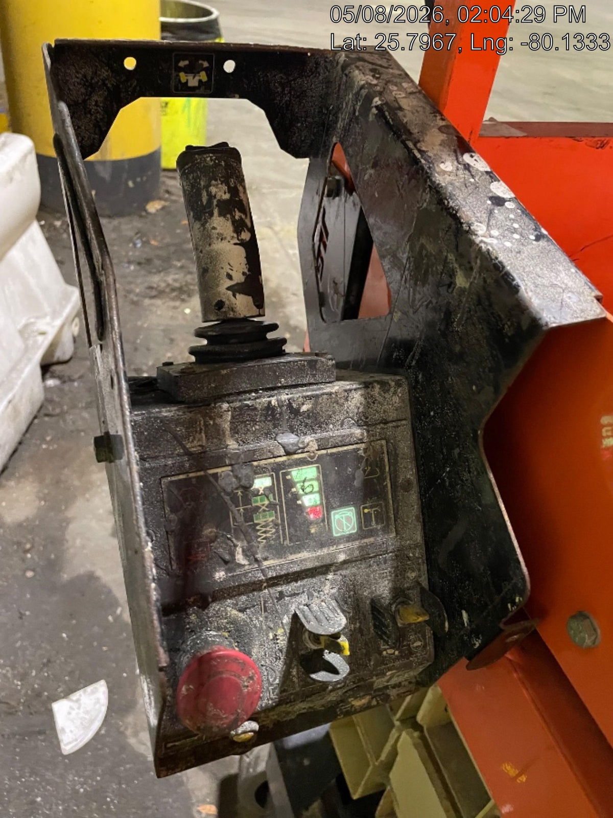 2022 JLG ES3246