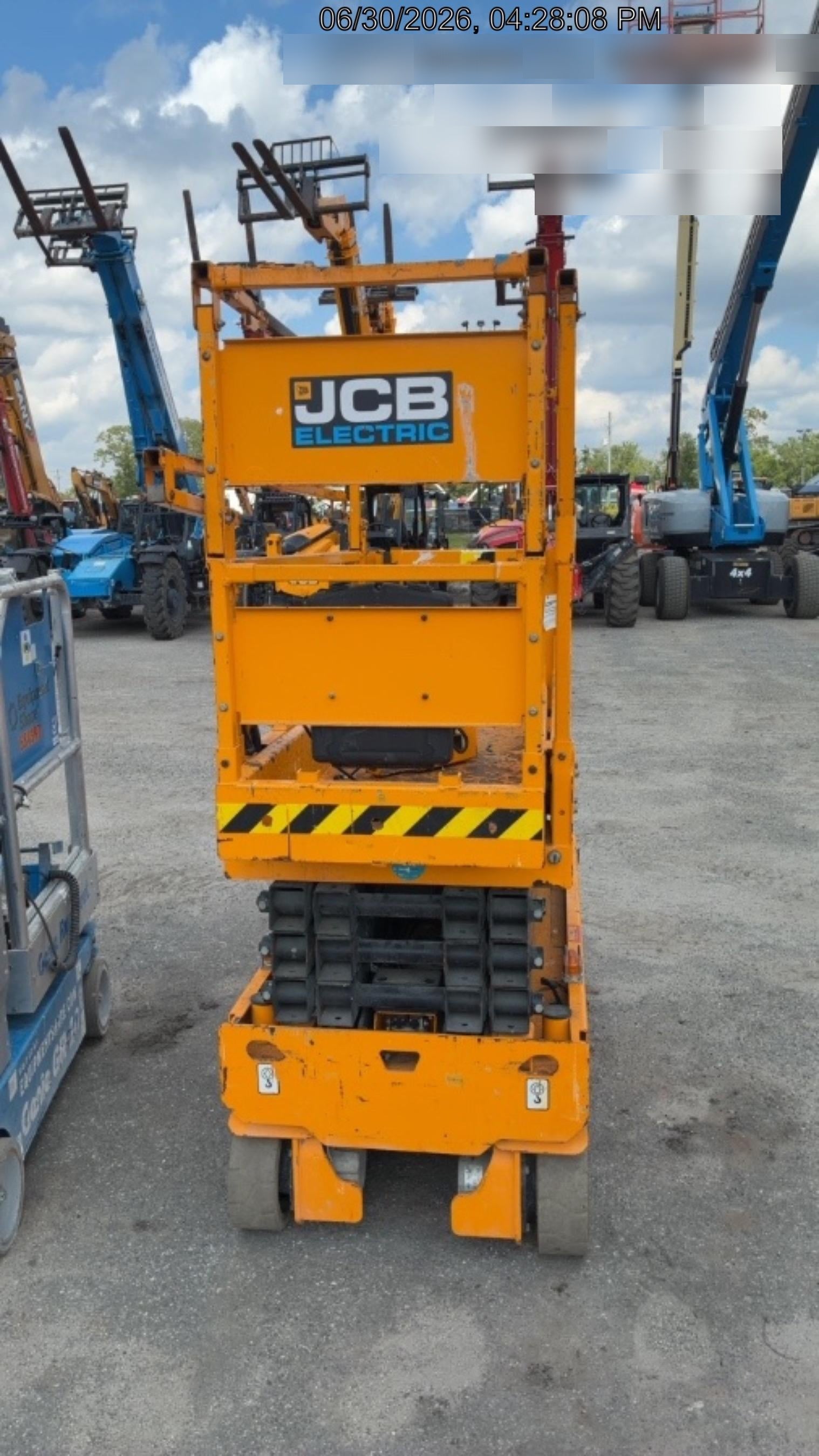 2024 JCB S1932E