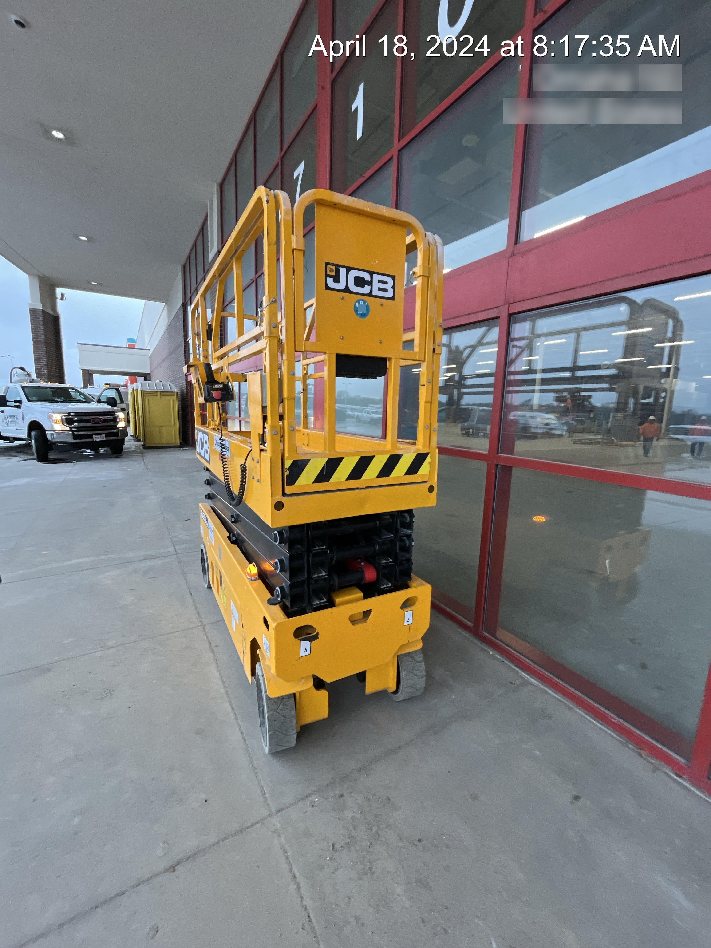 2023 JCB S2632E