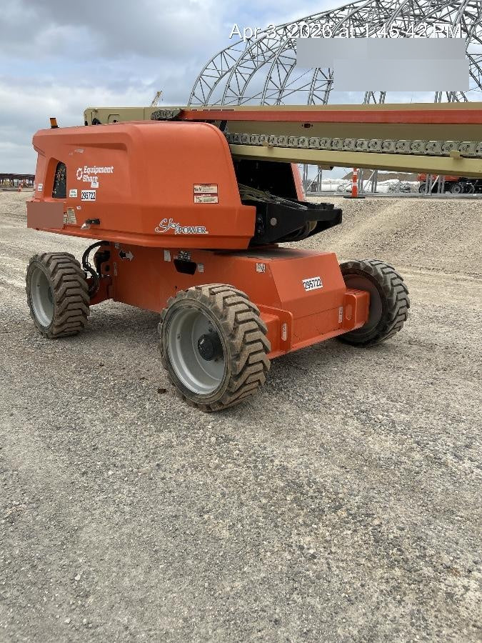 2023 JLG 660SJ