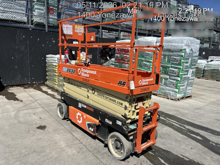 2022 JLG ES2632