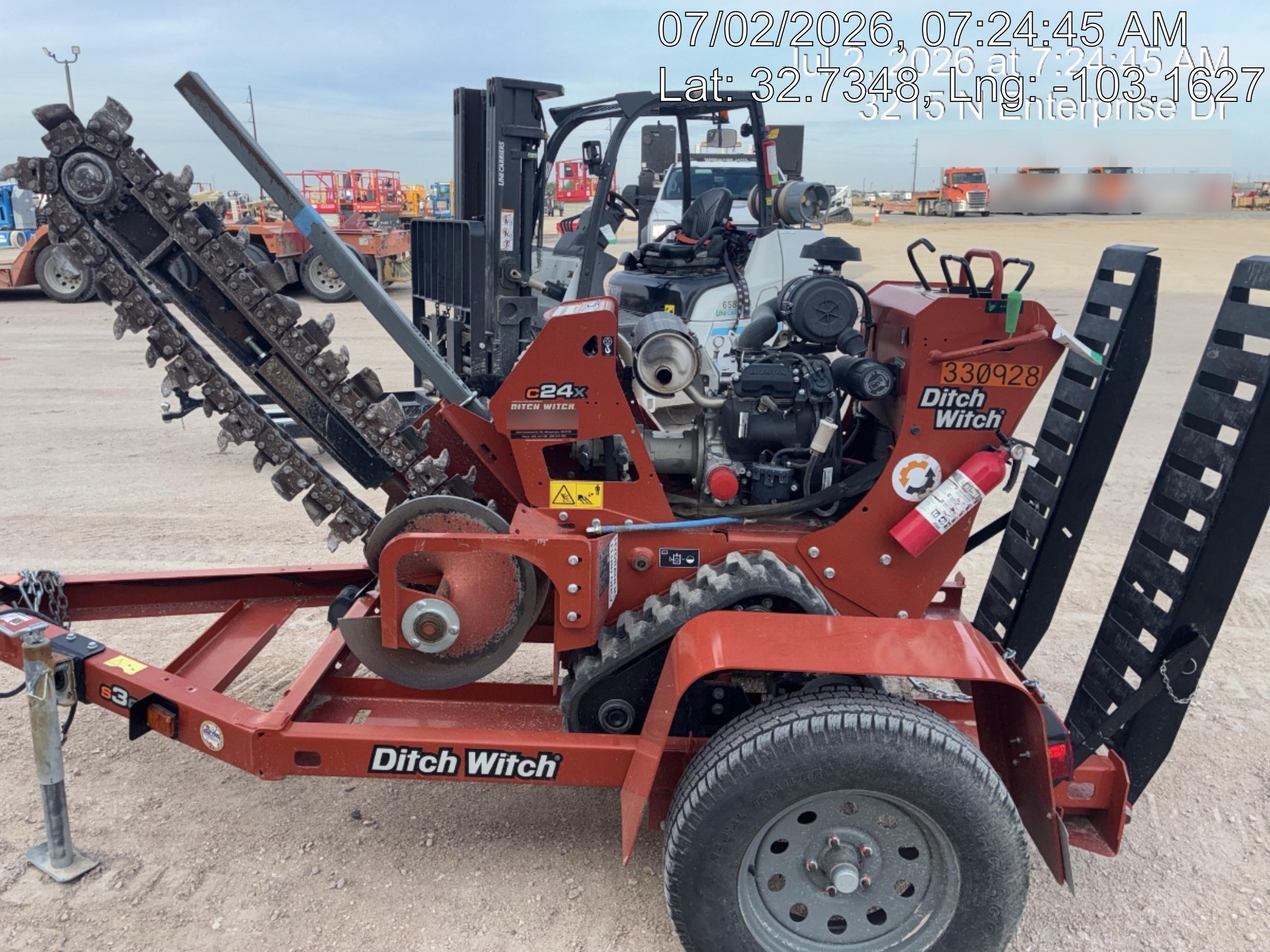 2023 DITCH WITCH C24XA