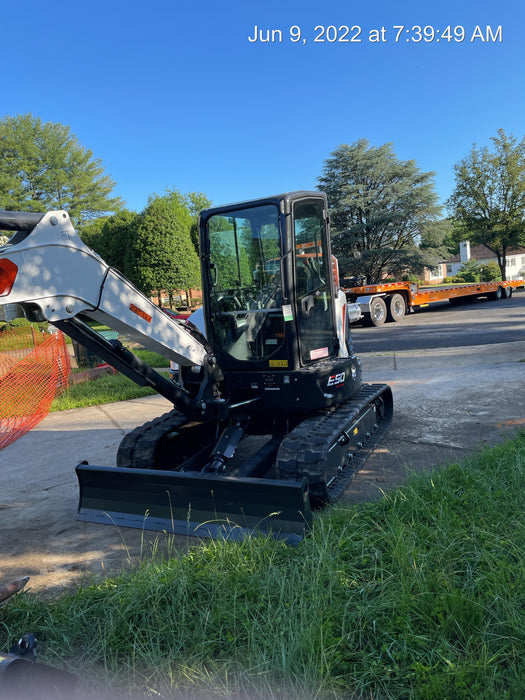 2022 Bobcat E50 Cab/Heat/Air, Rubber Tracks, Manual QC, Hydraulic Thumb