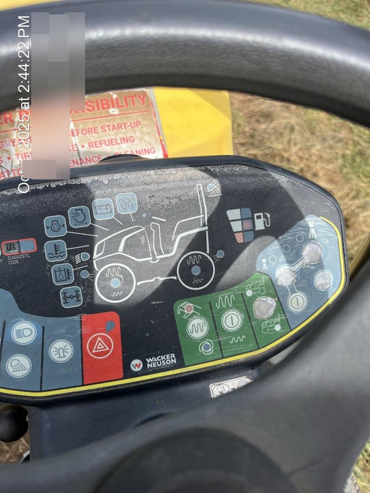 2017 WACKER NEUSON RD18