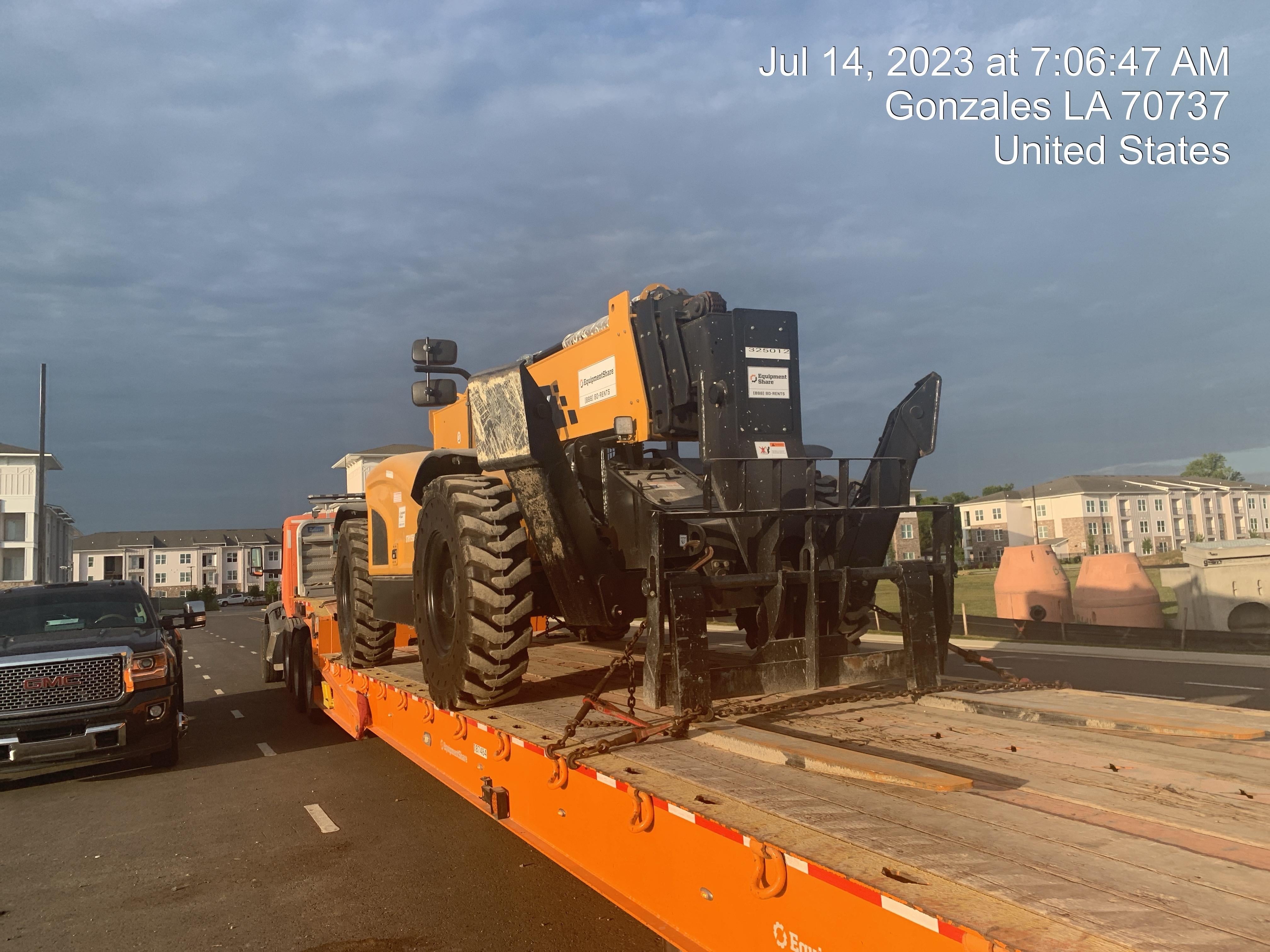 2023 SANY STH1056