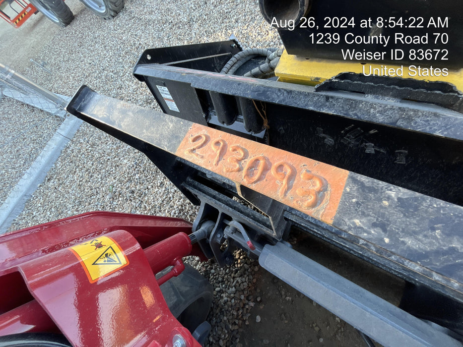 2023 ARROW MATERIAL HANDLING 48" Pallet Forks - Arrow