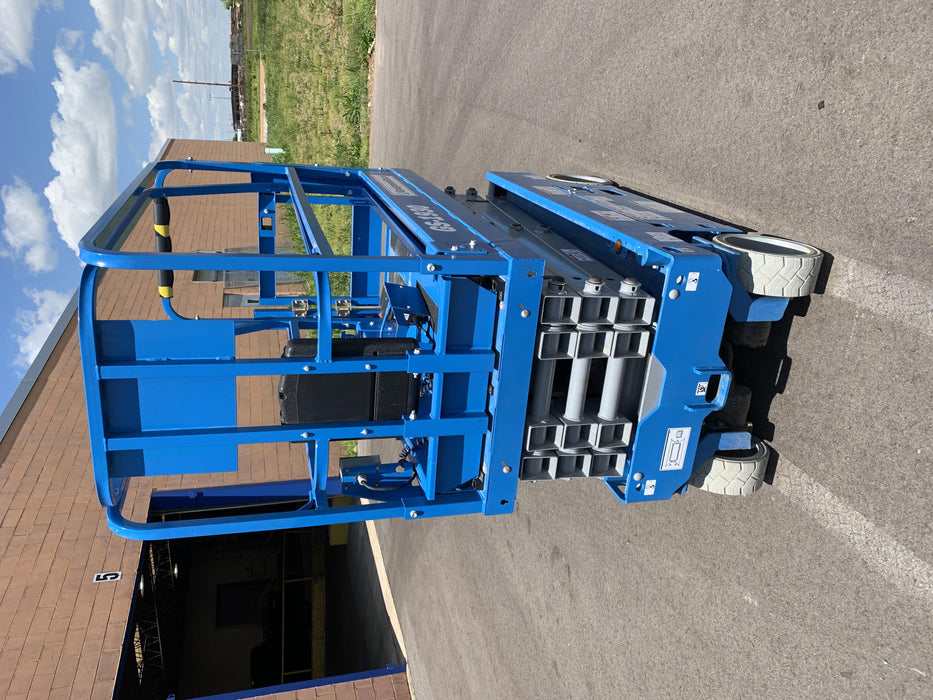 2020 Genie GS-1930 Solid Non Marking Tires, Beacon, Folding rails with half height swing gate
