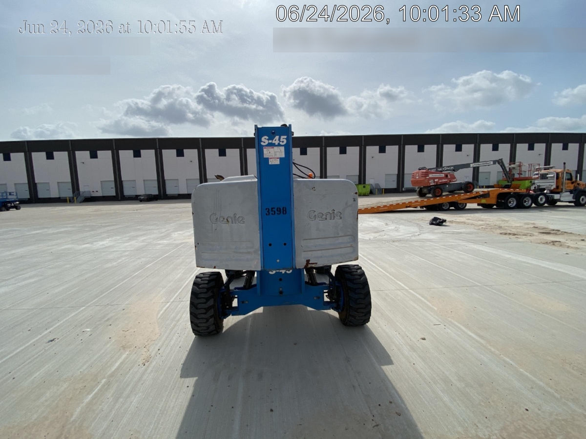 2017 GENIE S-45