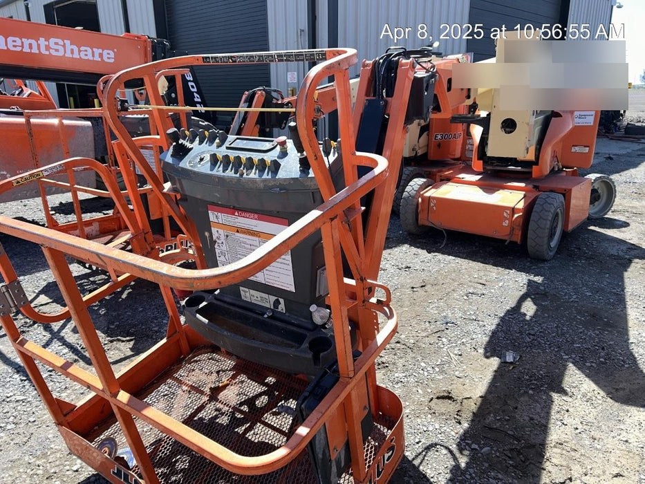 2020 JLG E400AJPN