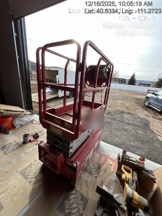 2020 MEC 1330SE Solid NM Tires, Steel Swing out Doors, LCS, Beacon, 900W Invertor