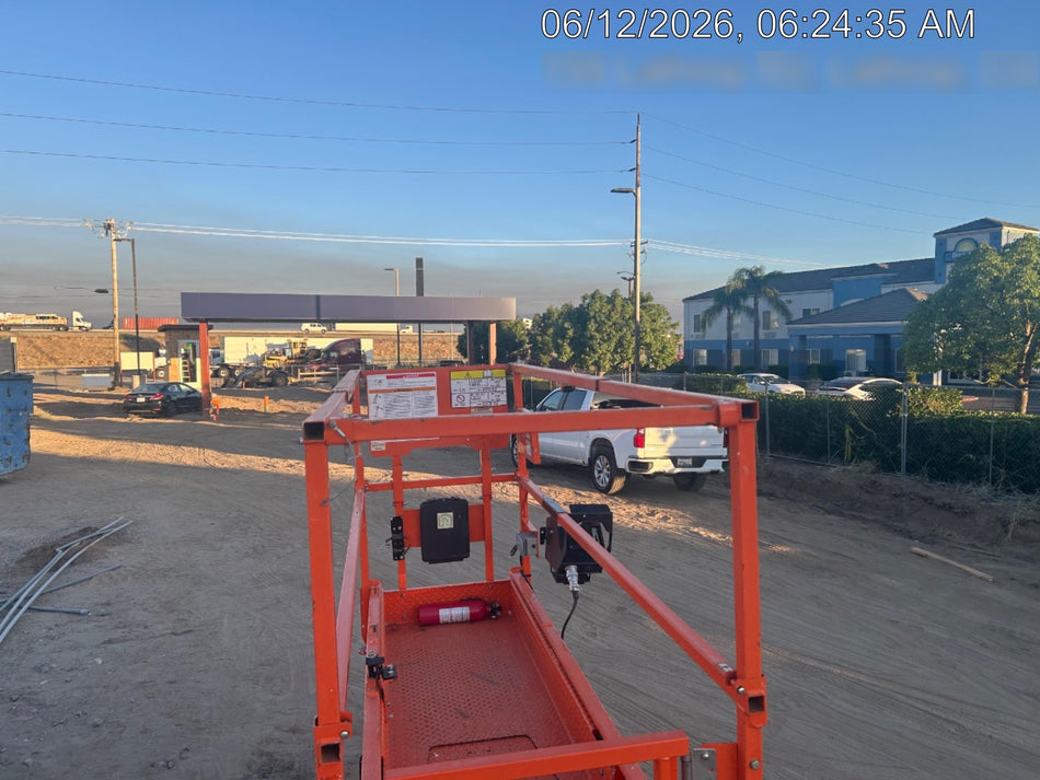 2022 JLG ES2632