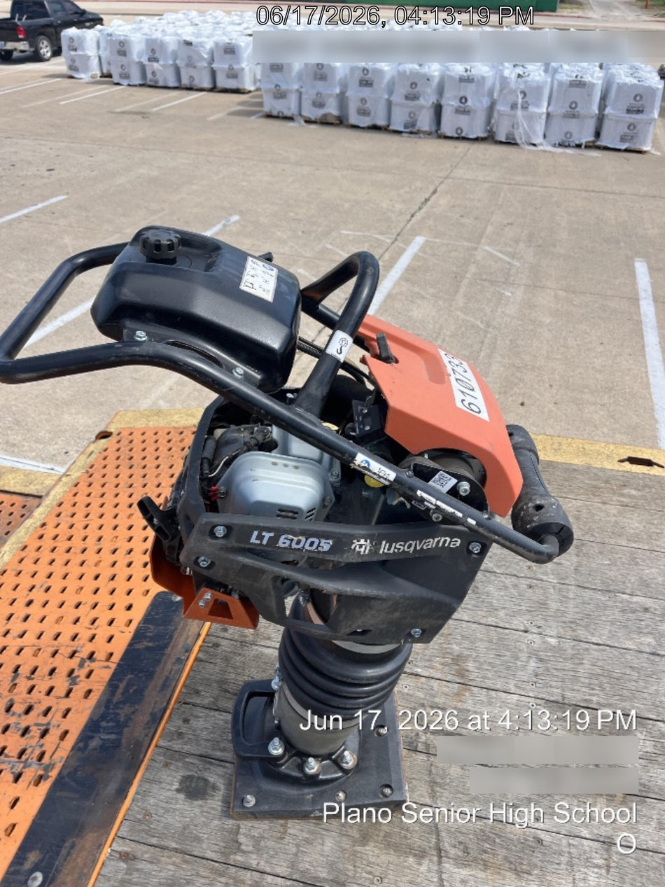 2025 HUSQVARNA LT6005