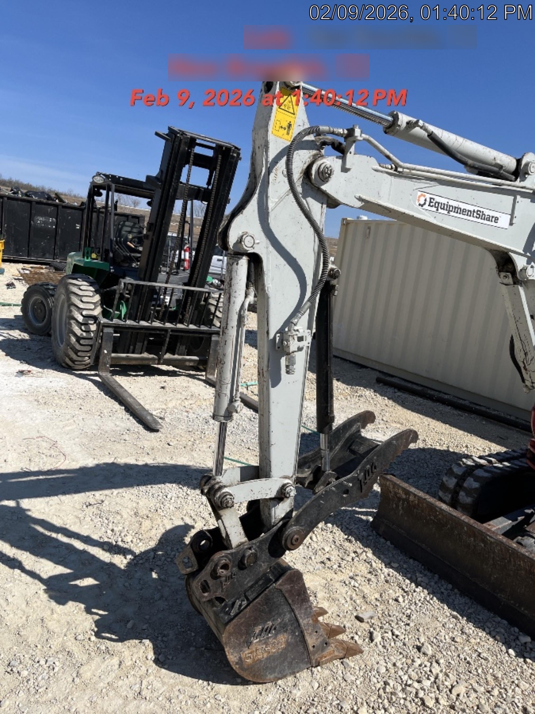 2021 TAKEUCHI TB235-2R