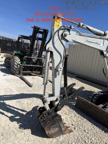 2021 TAKEUCHI TB235-2R