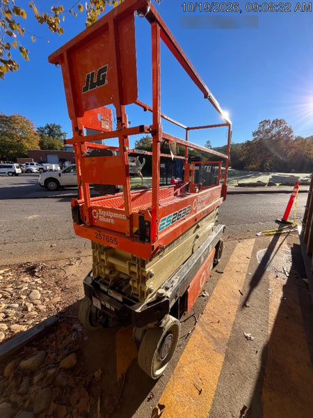 2022 JLG ES2632