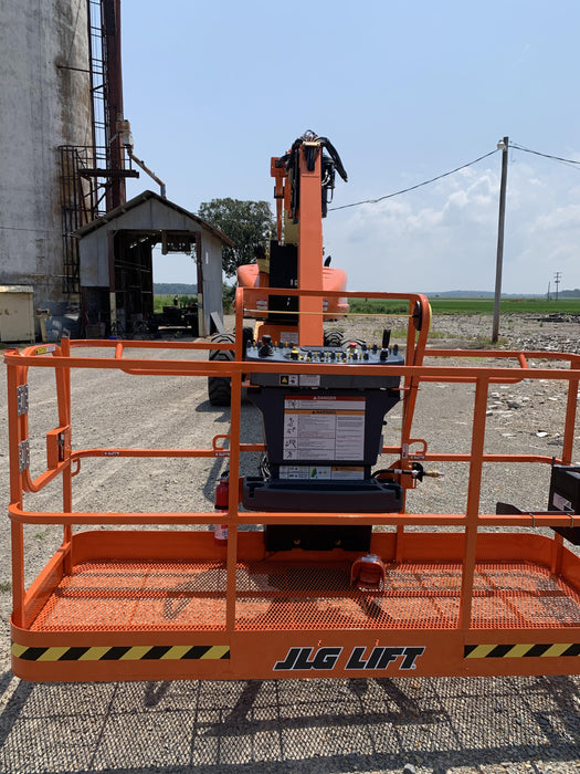 2021 JLG 1250AJP